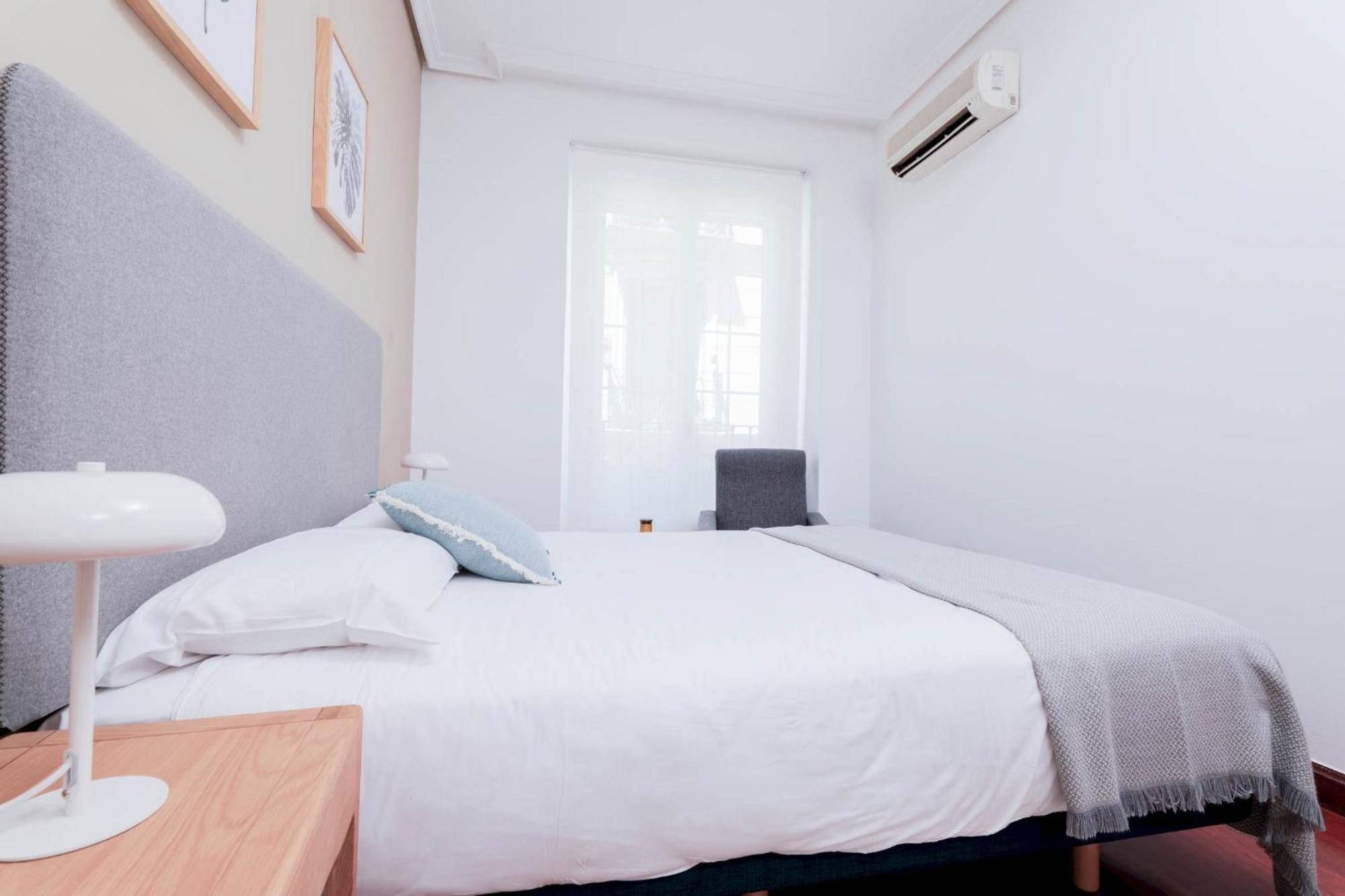 One Bedroom Apartment In Chueca Madri Exterior foto
