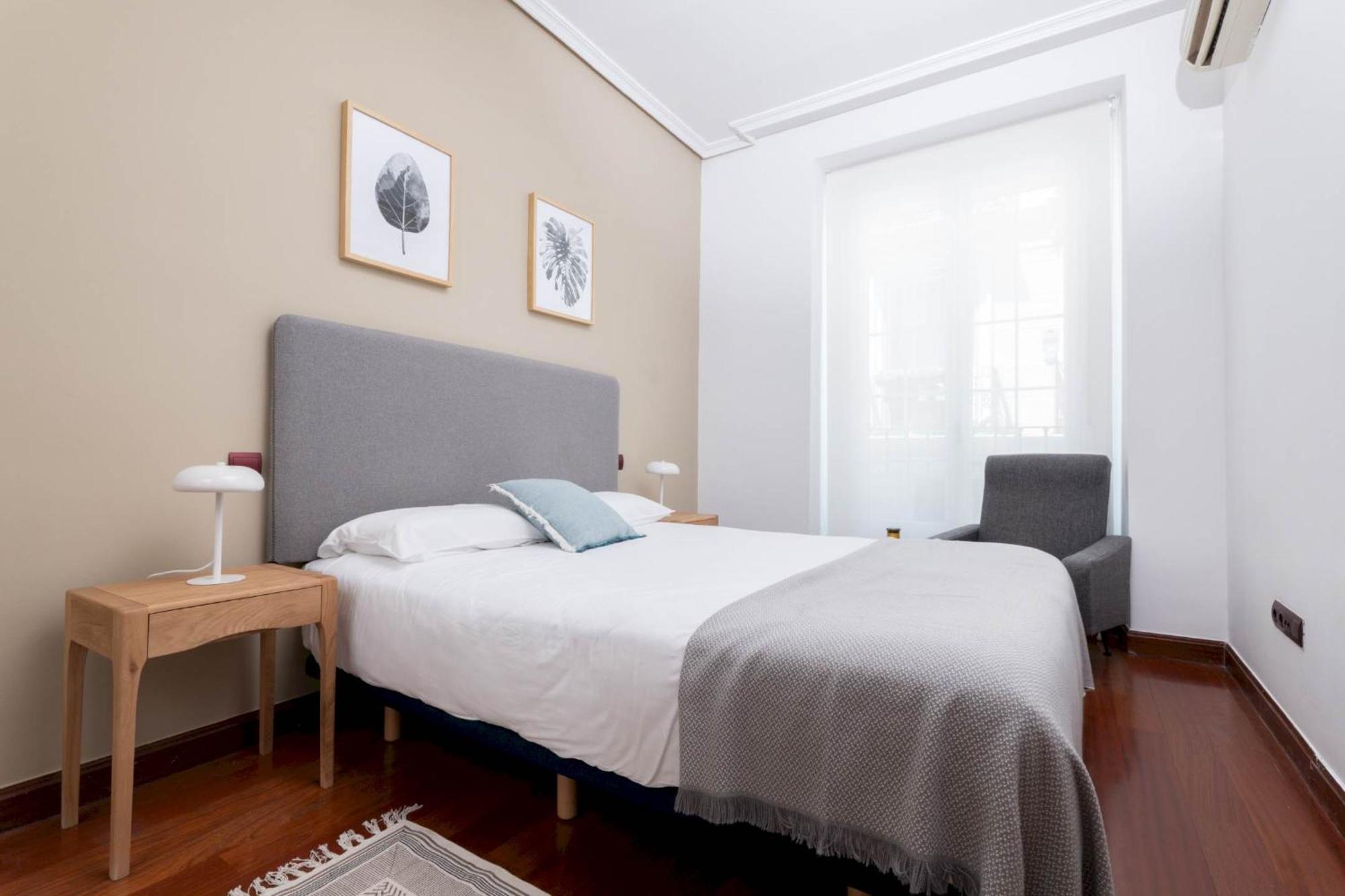 One Bedroom Apartment In Chueca Madri Exterior foto